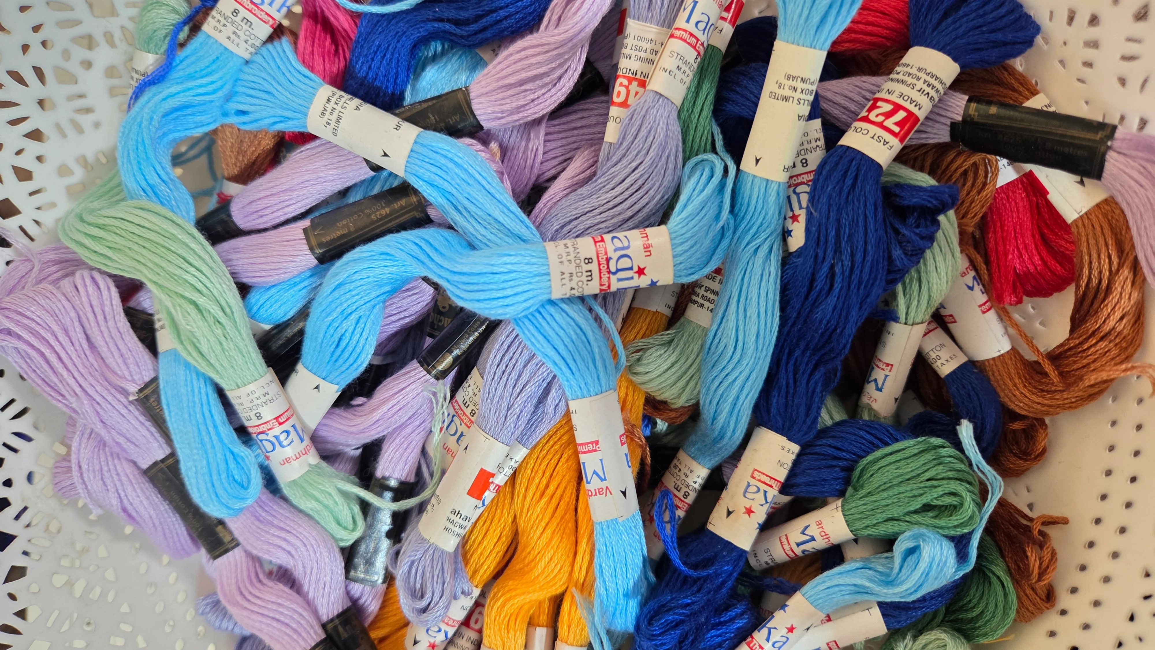 Embroidery Thread Stranded Cotton 8 meter / 2 gram Hank photo 2