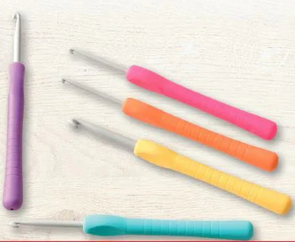 Original Pony Crochet Hook with Palm Friendly Rubber Handles (2mm - 6mm) photo 6
