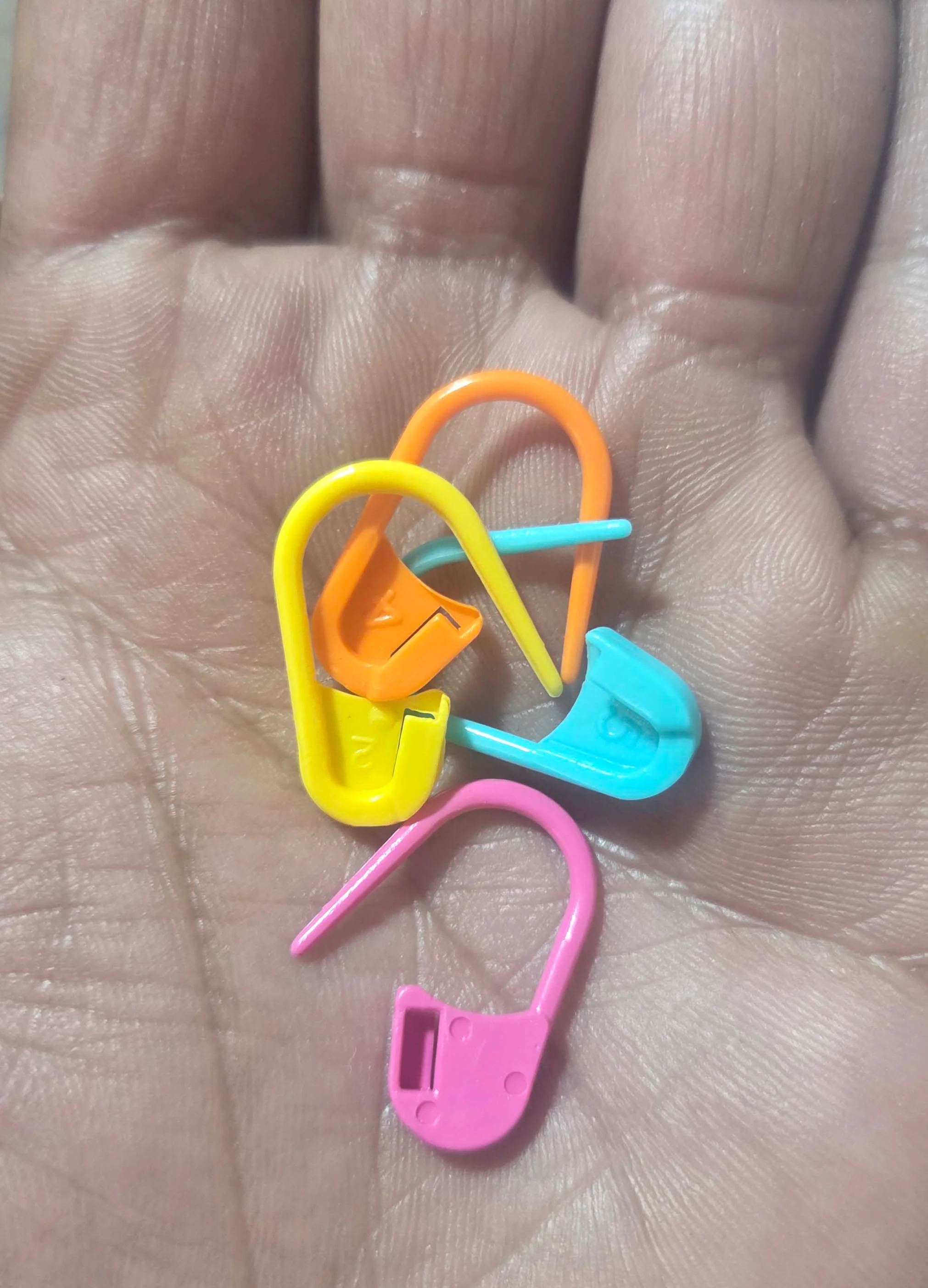 Colorful Knitting Stitch Markers for Sewing and Needlework - Multi-Size, New